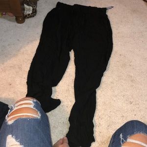 NEVER WORN BEFORE joggers